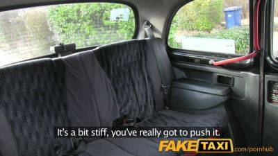 Innocent chick gags on two hard cocks on Valentine's Day in a fake taxi - sexu.com