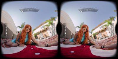 VR Conk Sexy Redhead Chloe Surreal fucks hard In One Piece Nami VR Porn - txxx.com