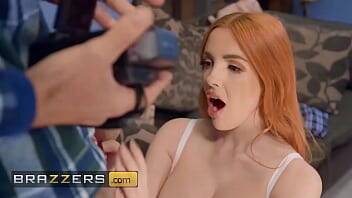 Scarlett - Horny Babe (Scarlett Jones) Gets A Good Old Fashioned Pounding By (Danny D's) Big Hard Dick - Brazzers - xvideos.com